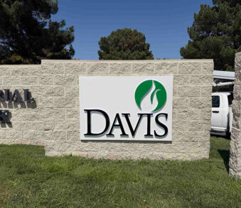 monument-sign-1-davis